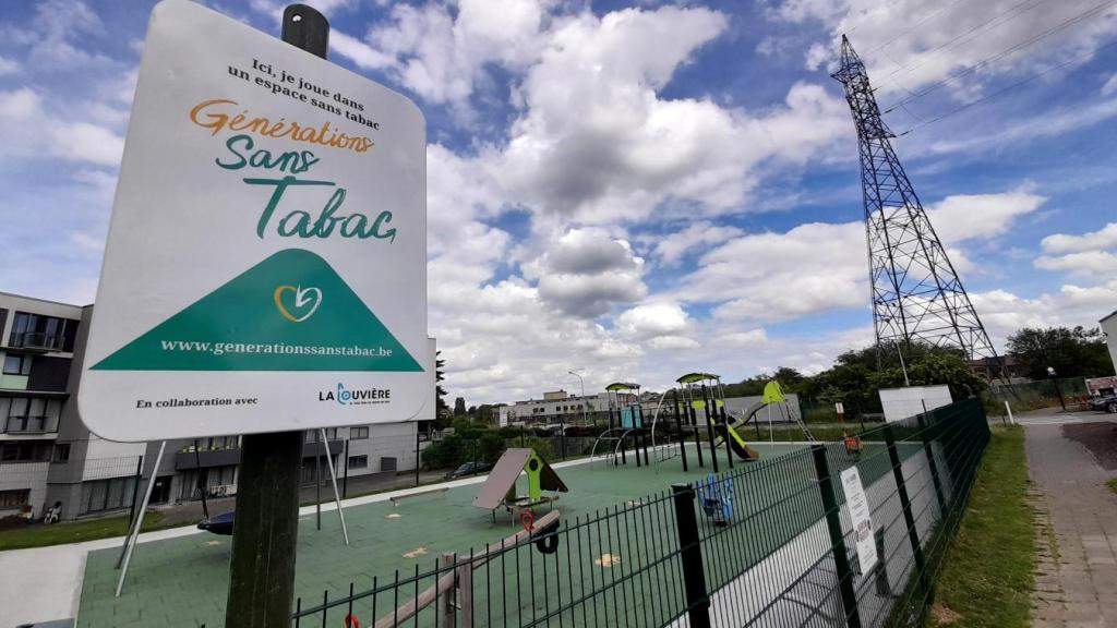 Aires de jeux sans tabac à La Louvière